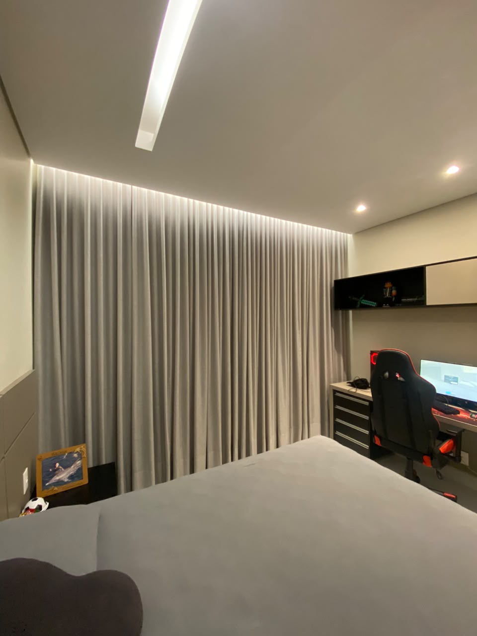 Cortina Decorlive com tecido claro